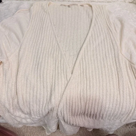 Knitted and Knotted Anthropologie Cardigan - Picture 3 of 10